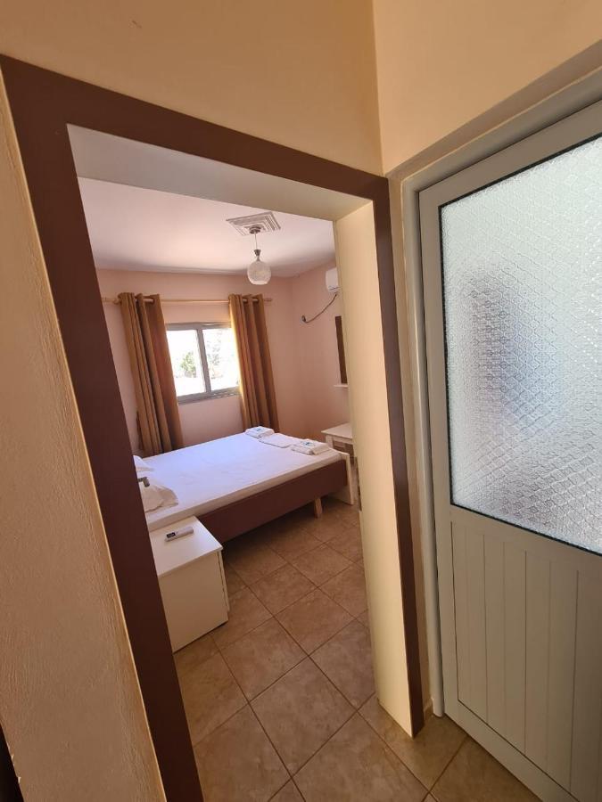 Martini Vacation Home Sarandë Exteriör bild