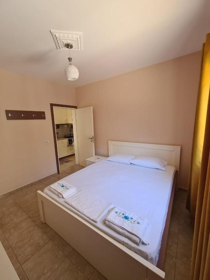 Martini Vacation Home Sarandë Exteriör bild